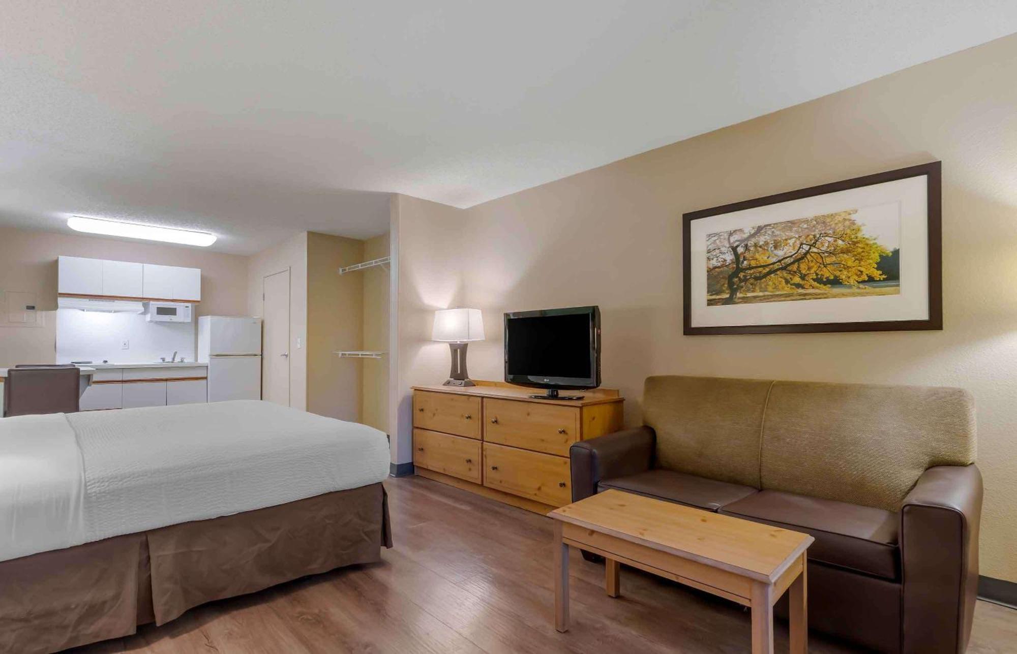 Extended America Select - - Southside - St Johns Towne Ctr Hotel Jacksonville