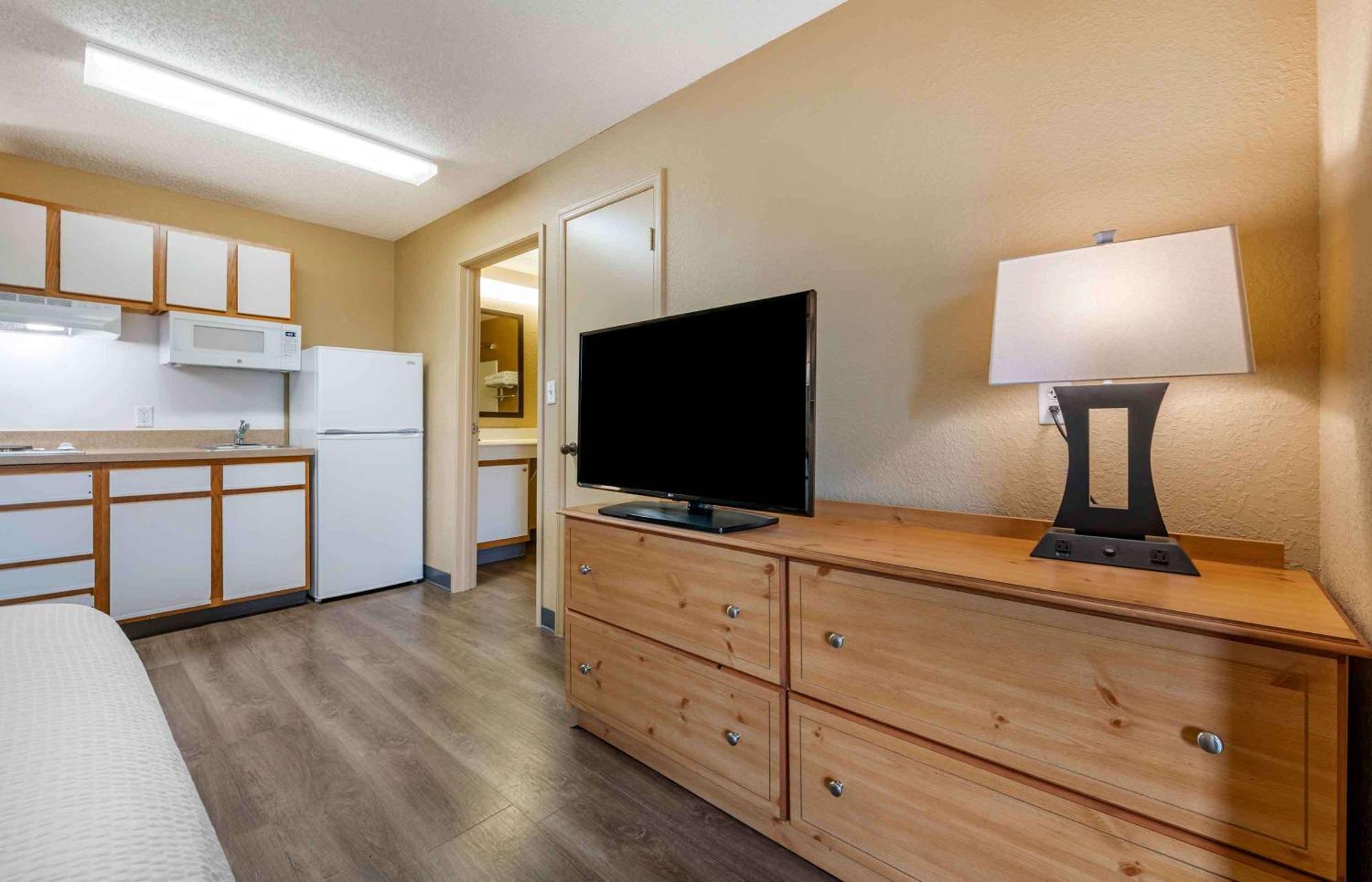 Extended America Select - - Southside - St Johns Towne Ctr Hotel Jacksonville