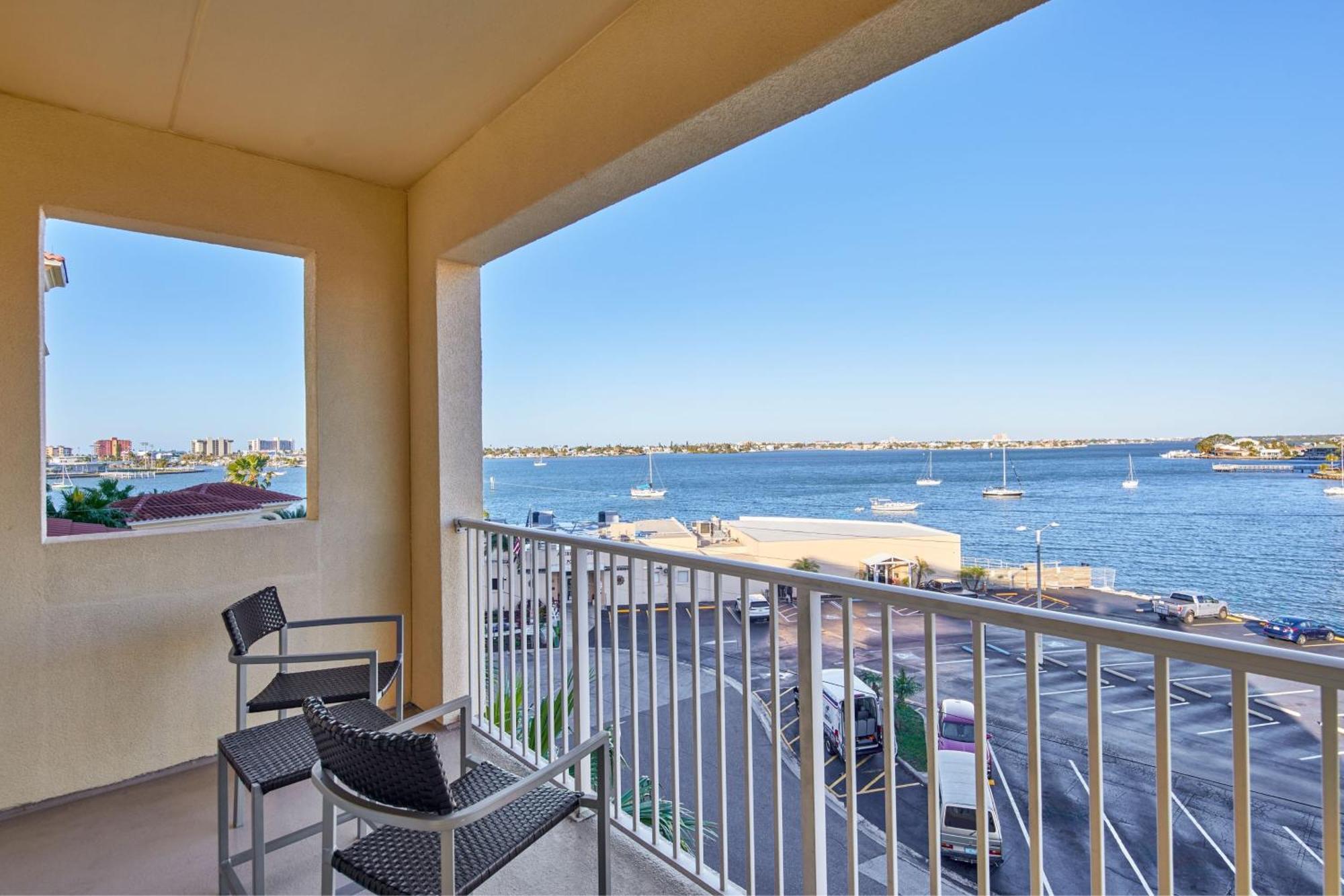 Hotel Courtyard By Marriott St. Petersburg Clearwater/madeira 3*