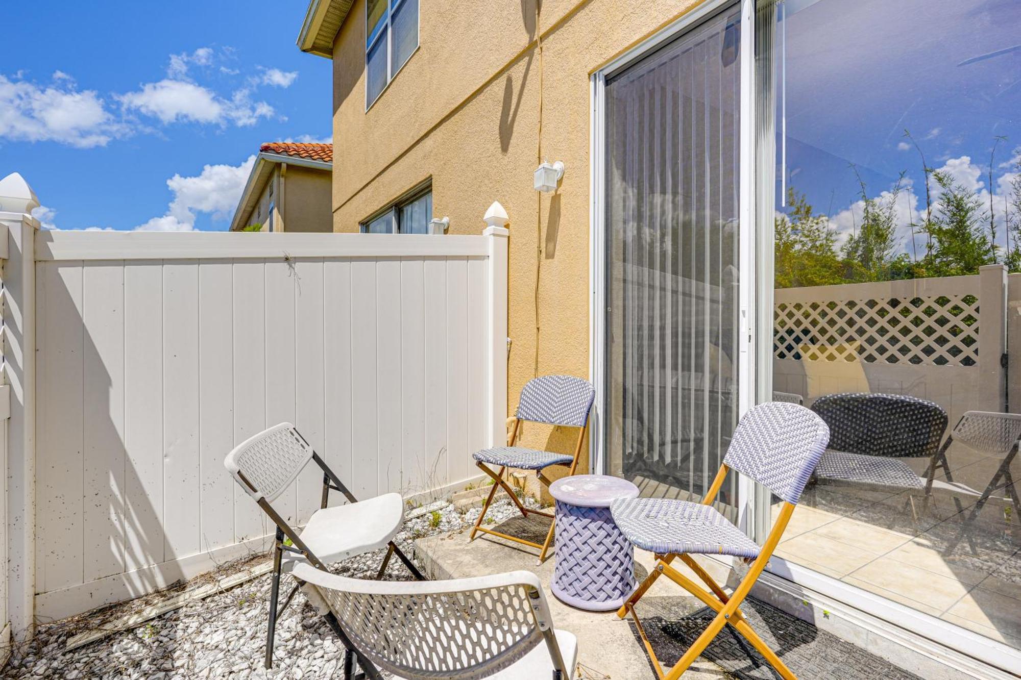 Townhome 4 Mi To World! Kissimmee