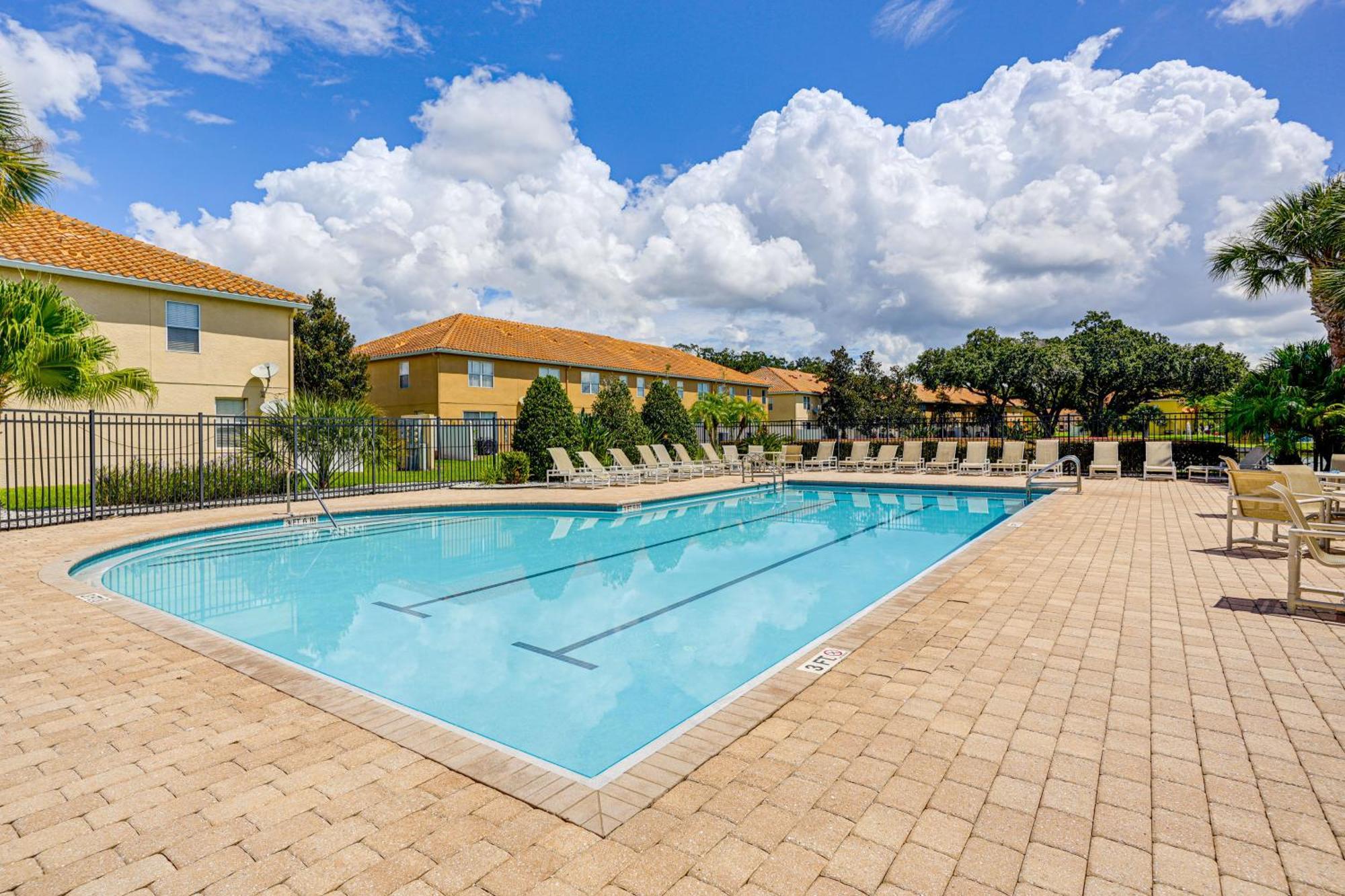 Holiday home Townhome 4 Mi To World!