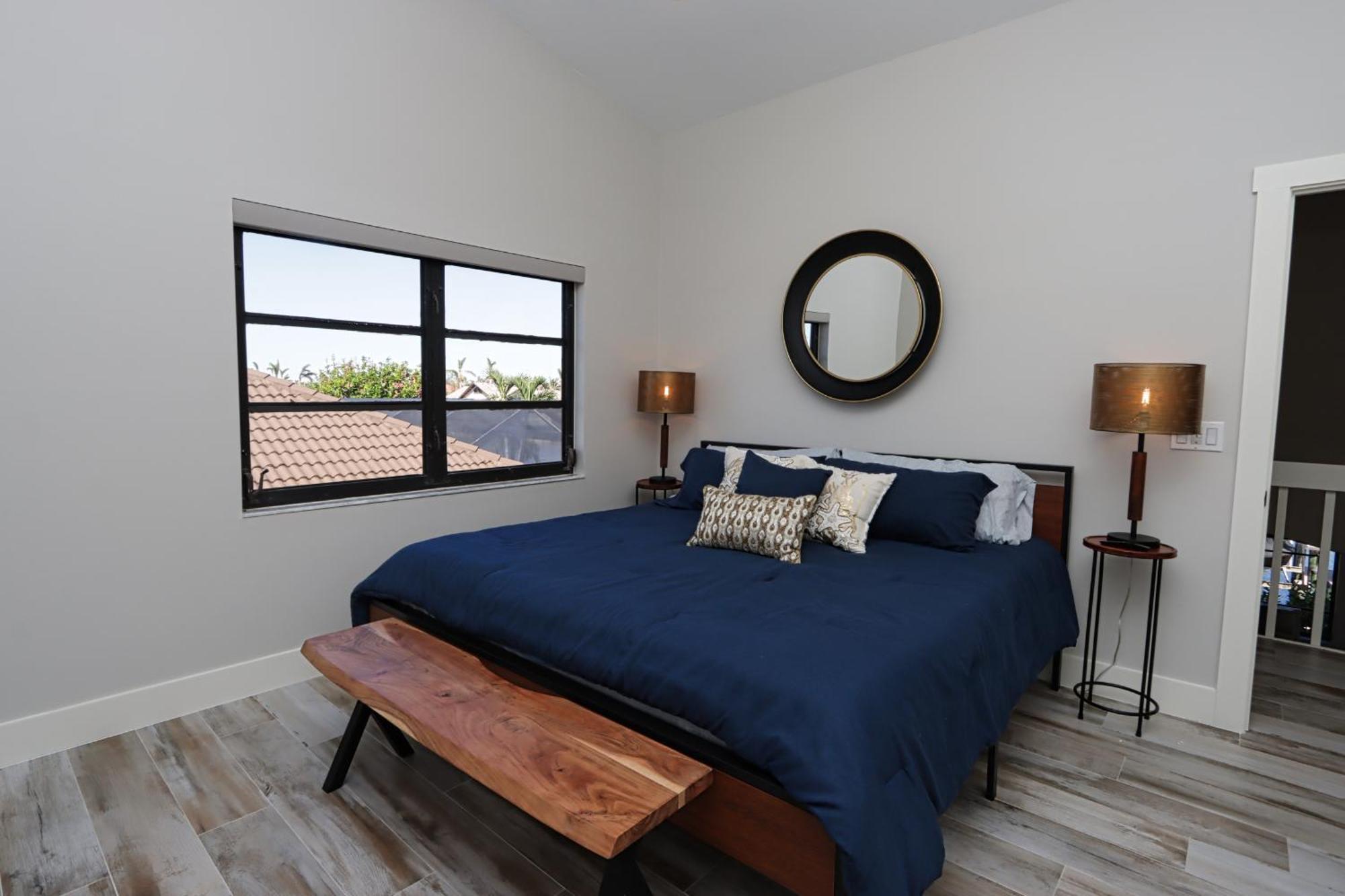 Boat Dock, Luxurious Pool, Gorgeous - Escape To The Cape Cape Coral