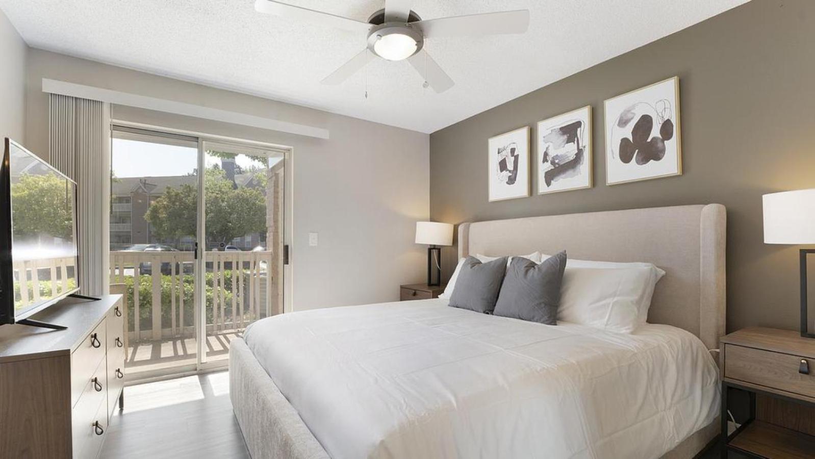 Landing At Champions Walk - 1 Bedroom In South Apartment *