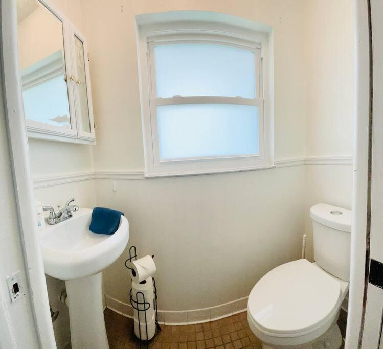 Holiday home Retreat Accessible With Jacuzzi Largo
