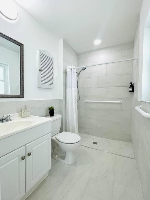 Holiday home Retreat Accessible With Jacuzzi *