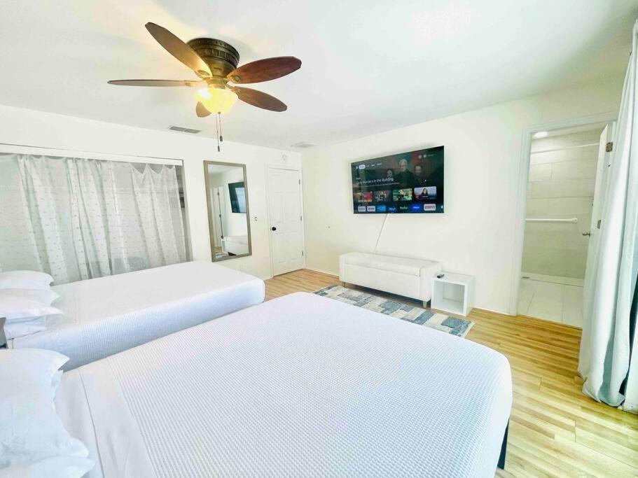 Retreat Accessible With Jacuzzi *