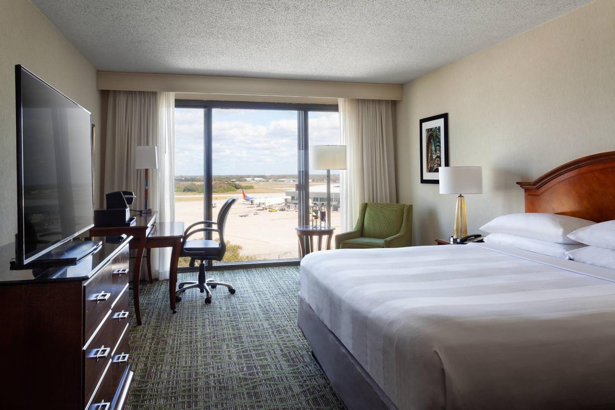 Airport Marriott
