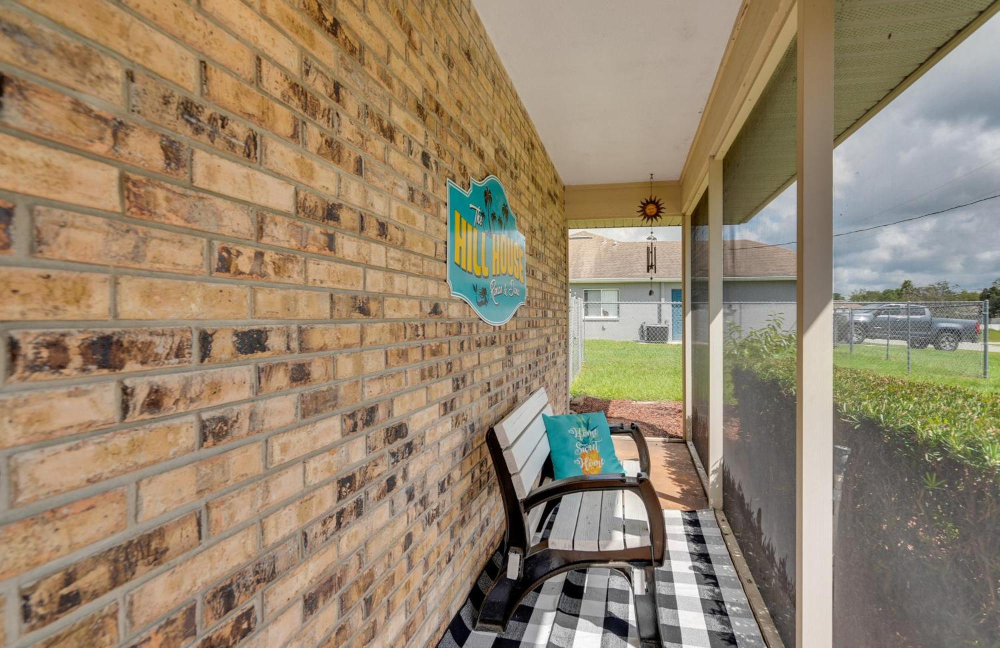 Retreat With Heated Pool And 4-in-1 Grill Spring Hill