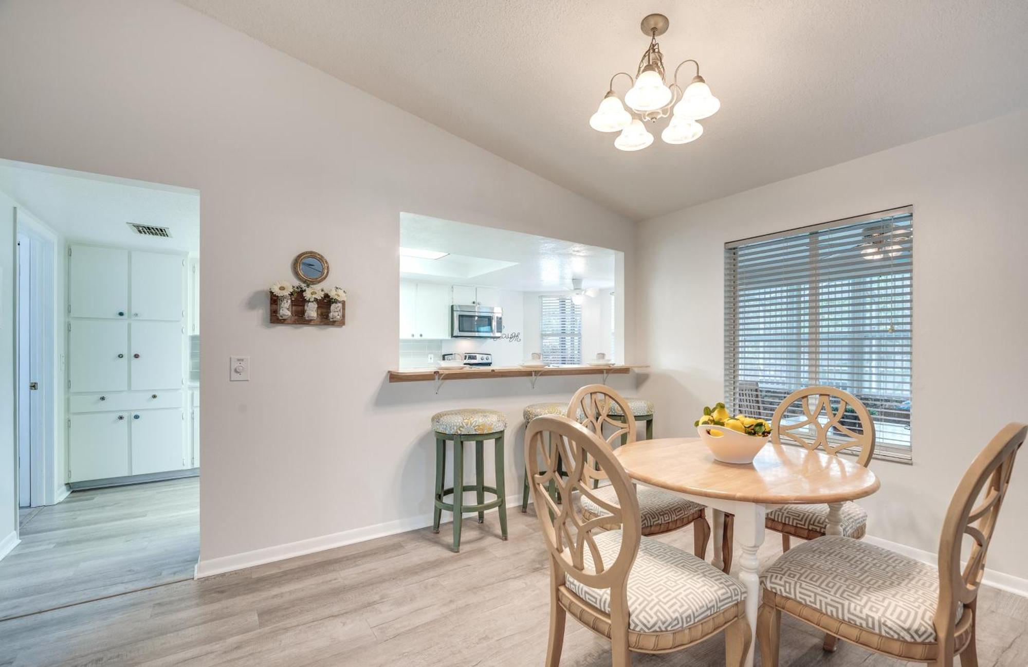 Holiday home Retreat With Heated Pool And 4-in-1 Grill Spring Hill