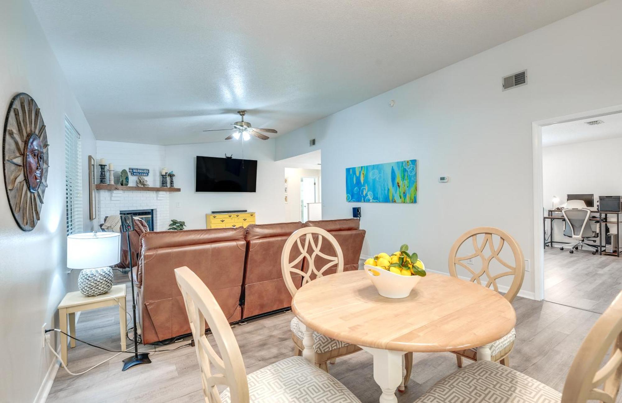 Retreat With Heated Pool And 4-in-1 Grill Holiday home Spring Hill