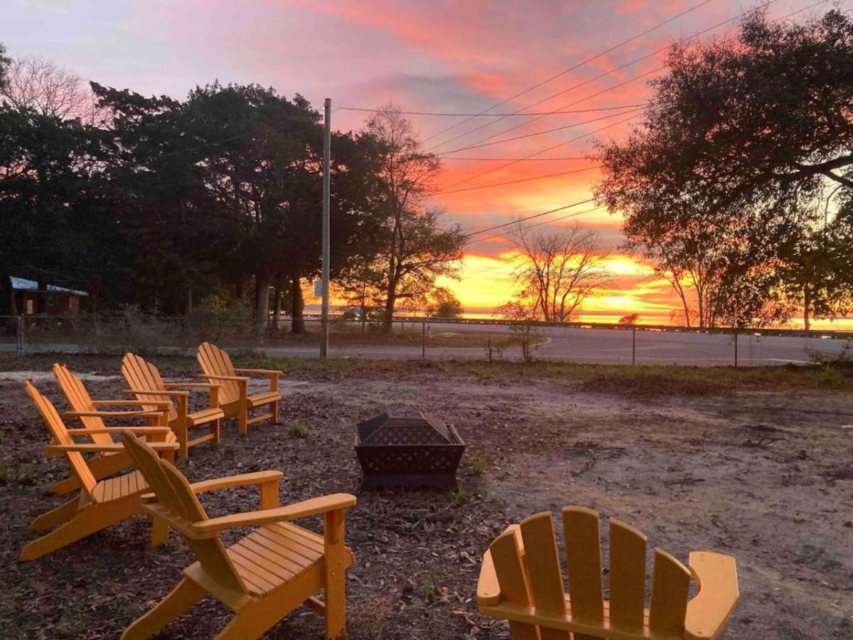 Retro By The Bay Close To Beach Eglin Petfriendly Country house *