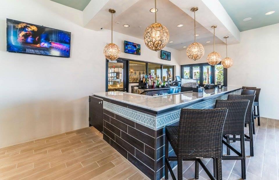 Windsor Westside Gem! Themed With Game Holiday home *