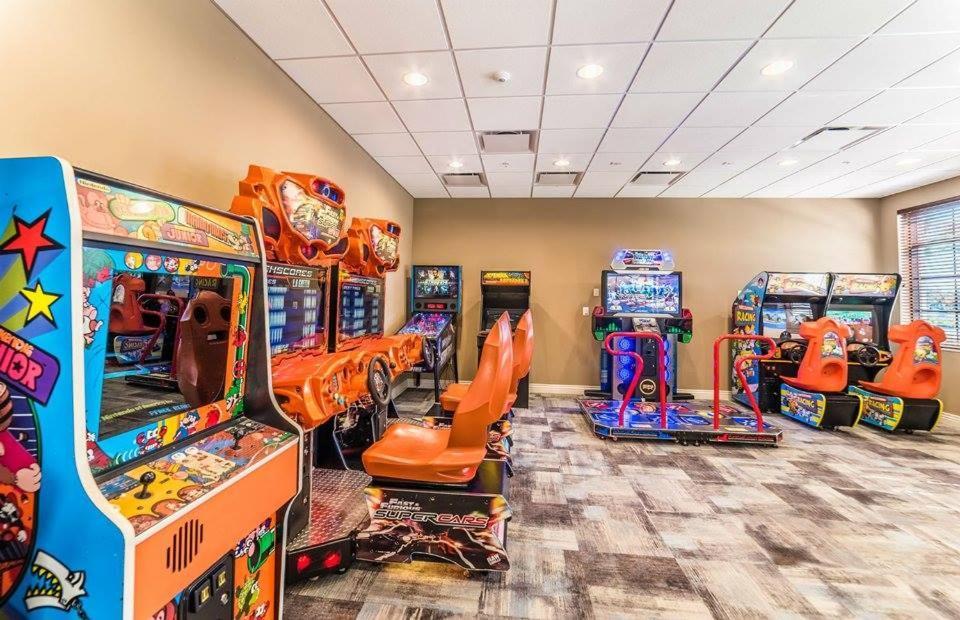 Windsor Westside Gem! Themed With Game Holiday home Kissimmee