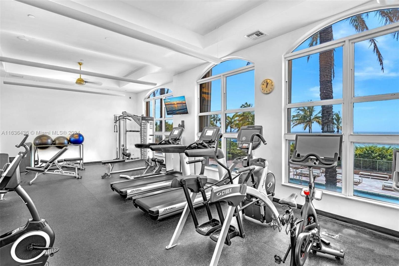 Apartment Bayside Townhome - Private Access, Pool And Hot Tub, Free Parking