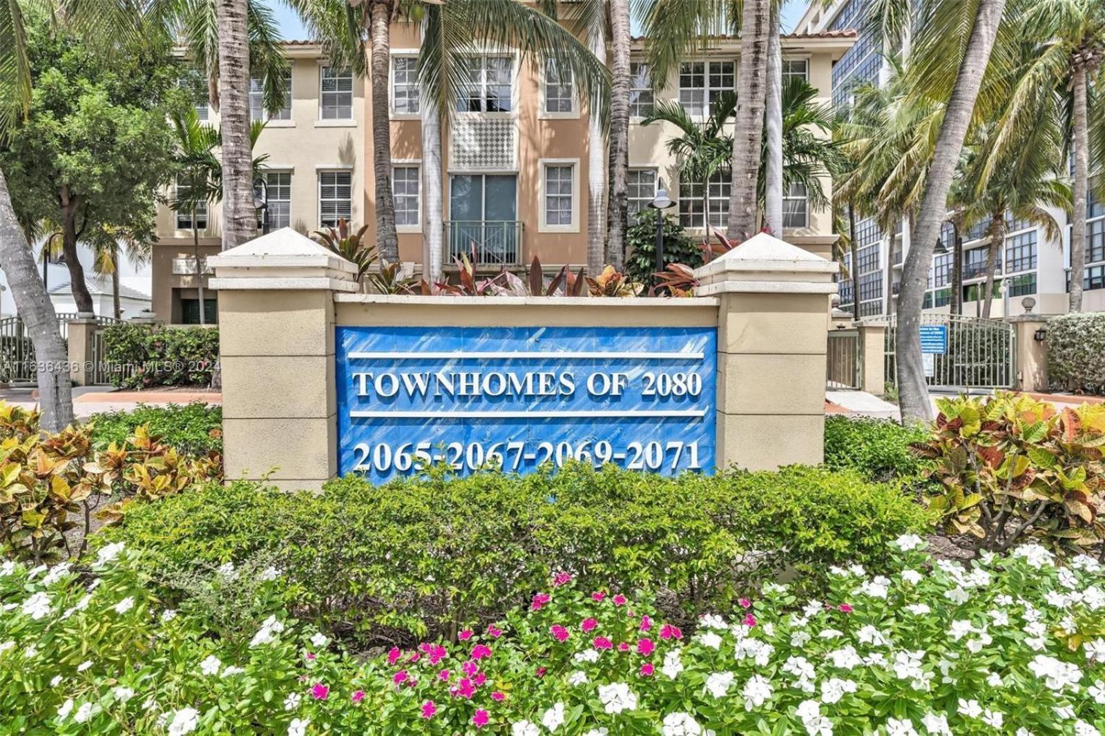 Apartment Bayside Townhome - Private Access, Pool And Hot Tub, Free Parking Hallandale Beach