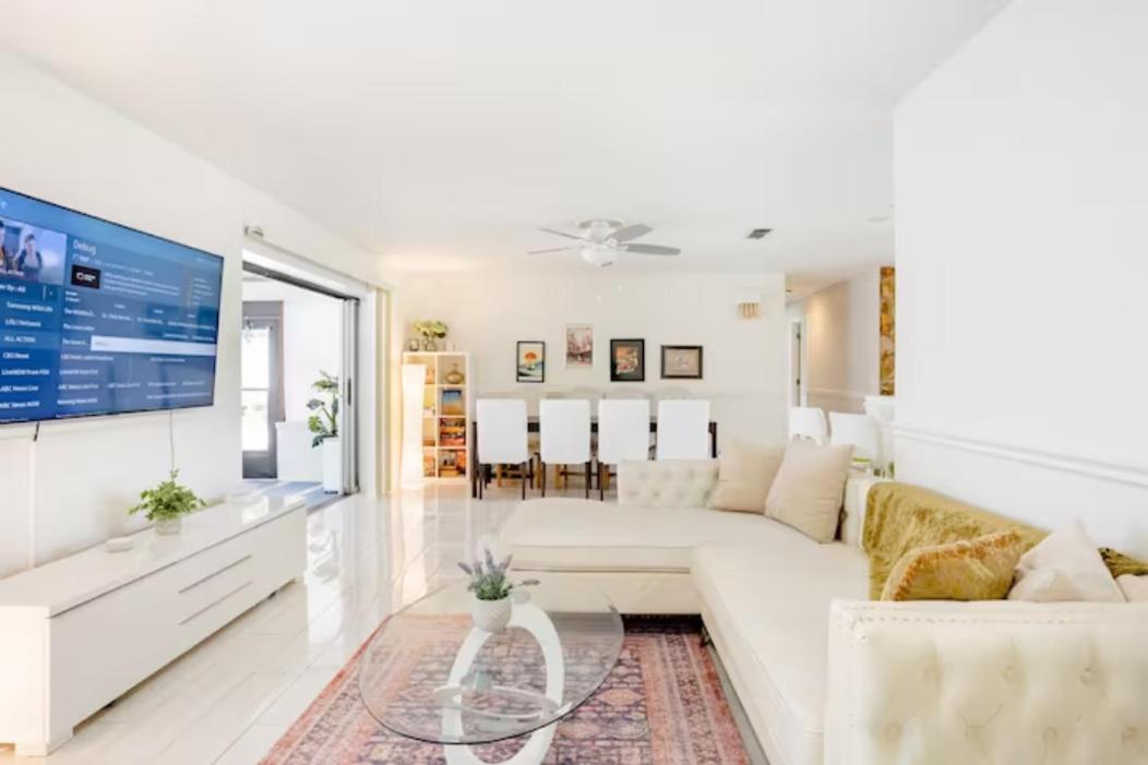 Retreat Accessible With Jacuzzi Holiday home Largo