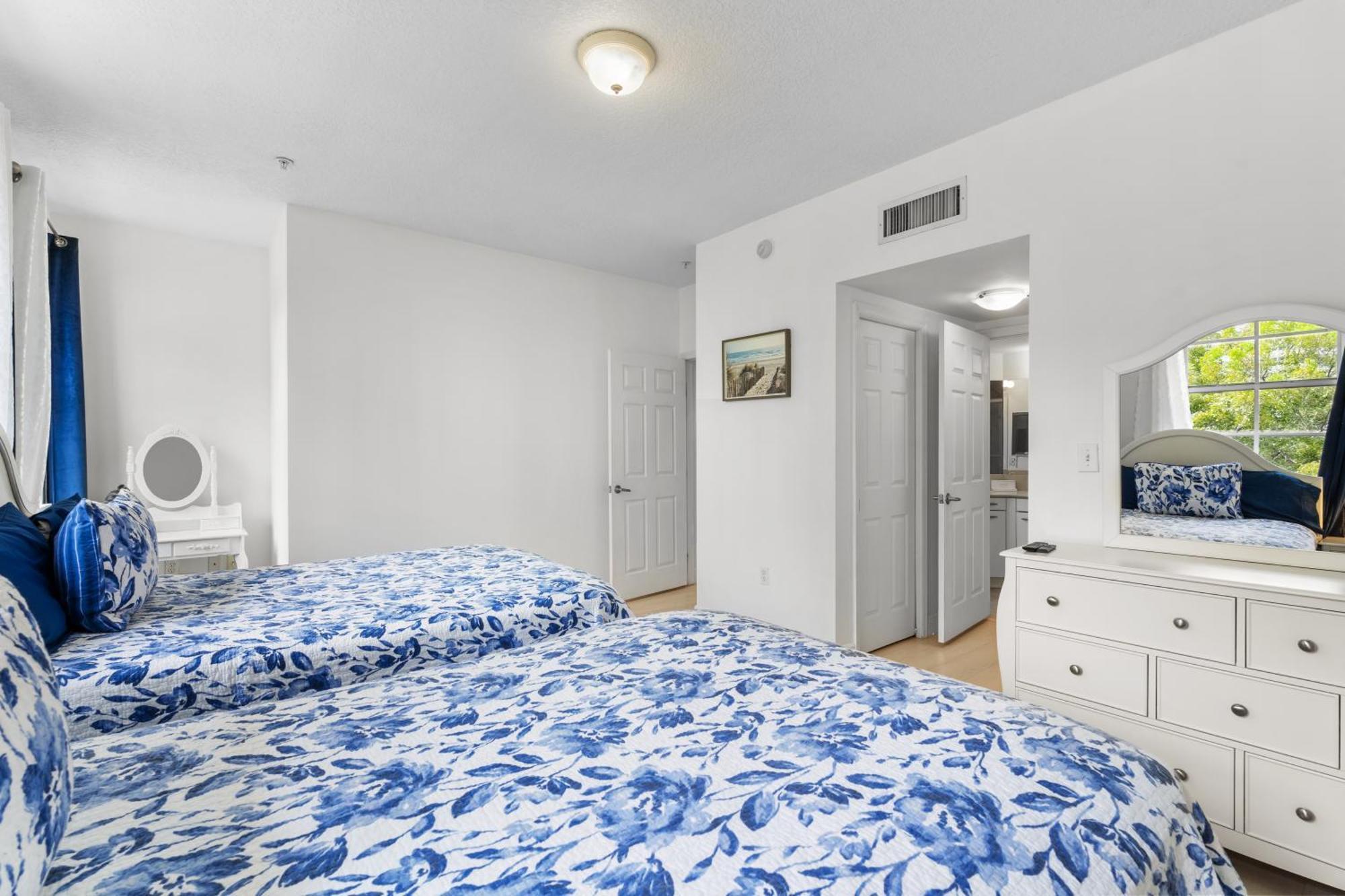Apartment Bayside Townhome - Private Access, Pool And Hot Tub, Free Parking Hallandale Beach