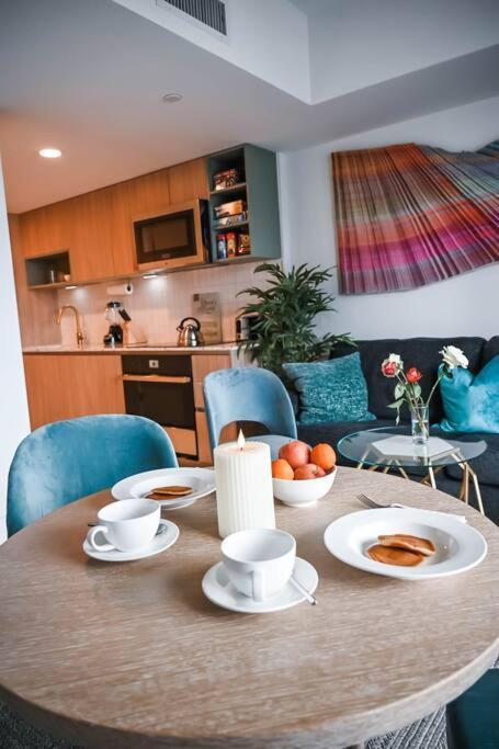 Apartment Magic Amazing Balcony Ocean & City, View Pool,spa Resort,heart Of Downtown,wow! Miami
