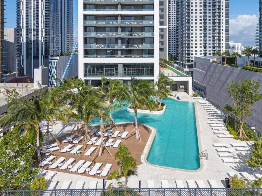 Magic Amazing Balcony Ocean & City, View Pool,spa Resort,heart Of Downtown,wow! Miami