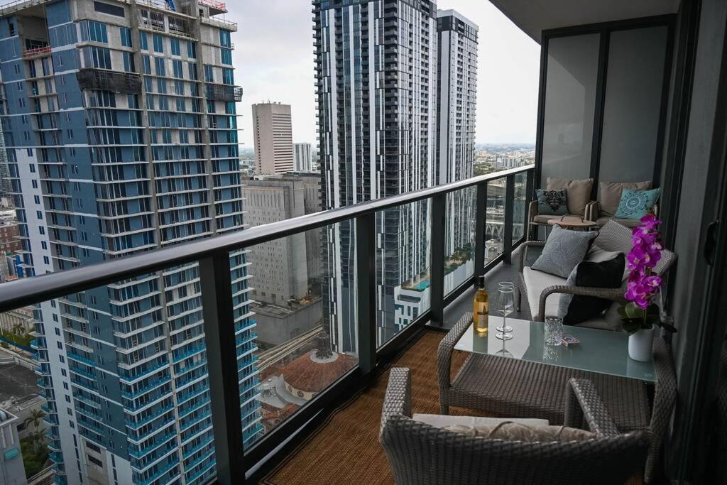 Magic Amazing Balcony Ocean & City, View Pool,spa Resort,heart Of Downtown,wow!