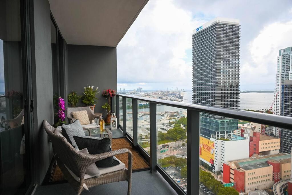 Magic Amazing Balcony Ocean & City, View Pool,spa Resort,heart Of Downtown,wow!