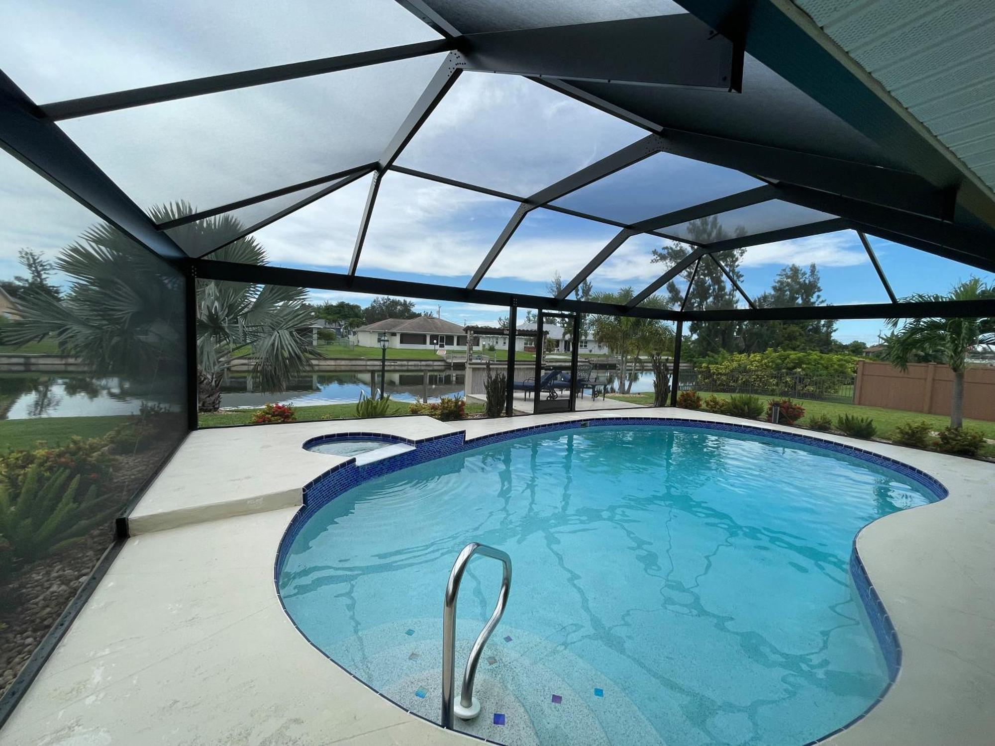 The Cape Escape * Cape Coral