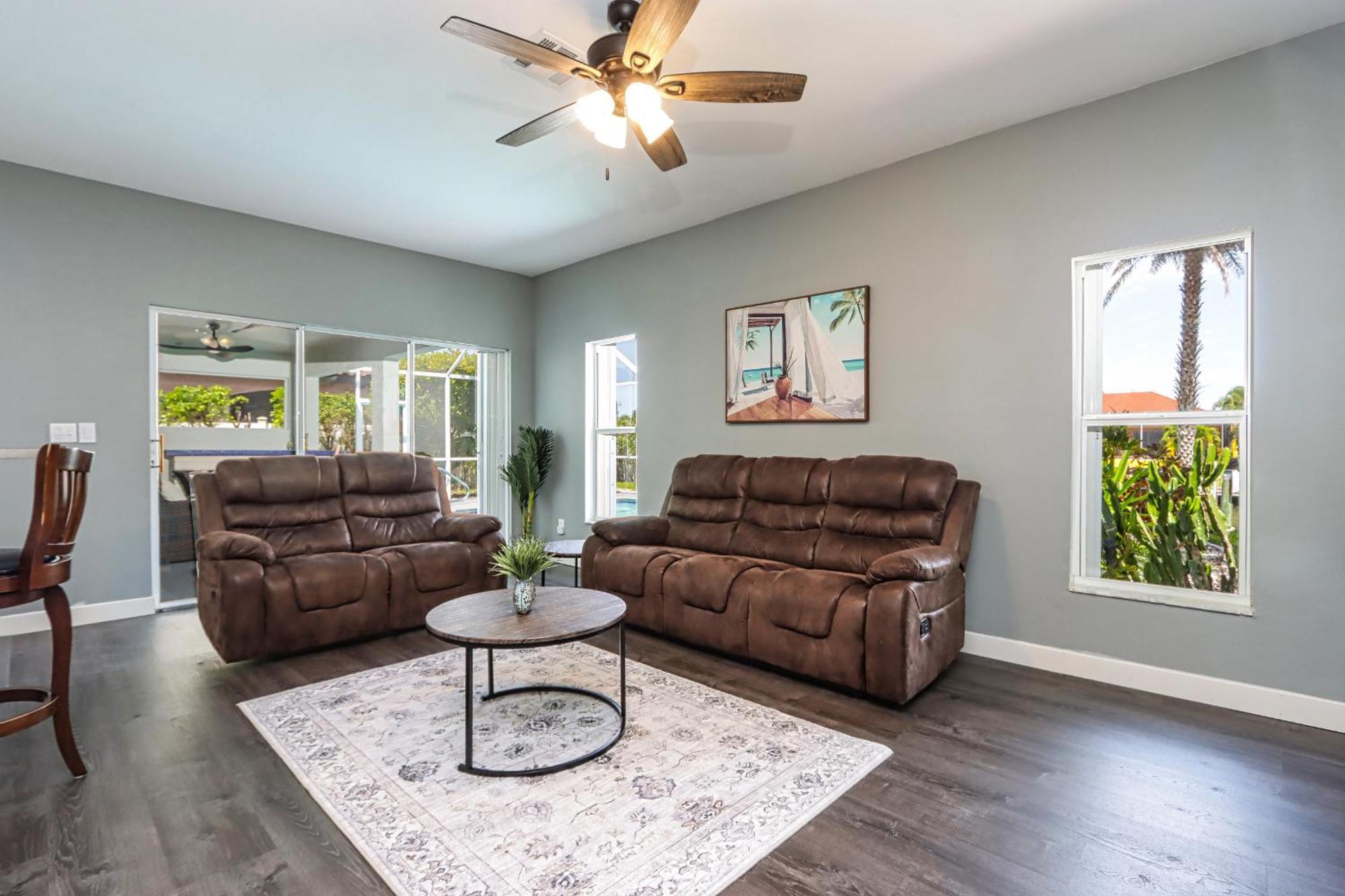 Charming Waterfront Vacation With Fabulous Views And Easy Access To The Caloosahatchee River Holiday home *