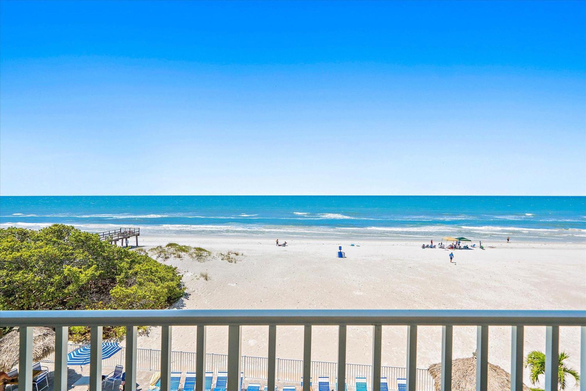 Holiday home Open - Beachfront Luxury/spacious/free Amenities/walk Everywhere
