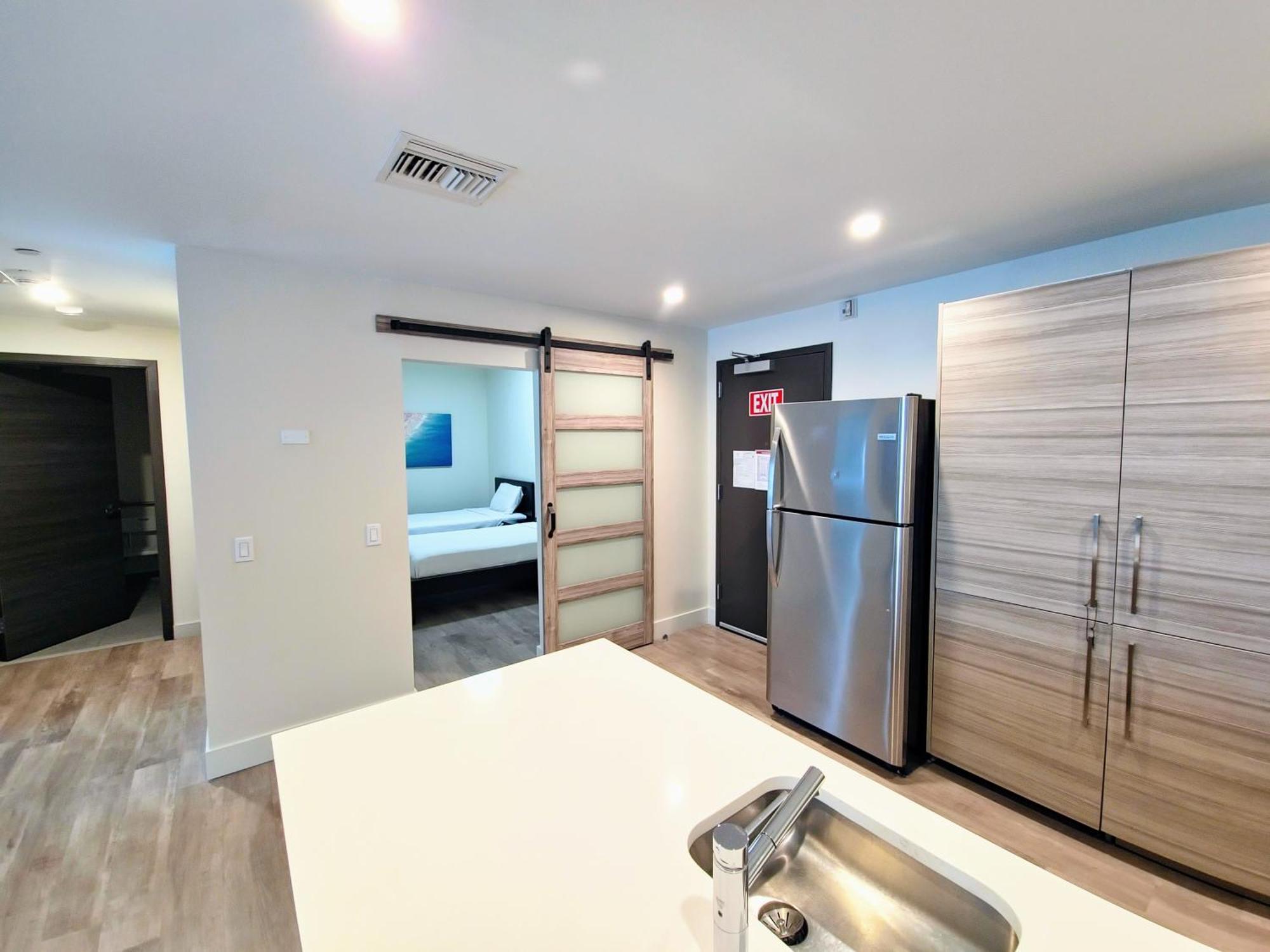 Ch Luxury & On The Apartment *