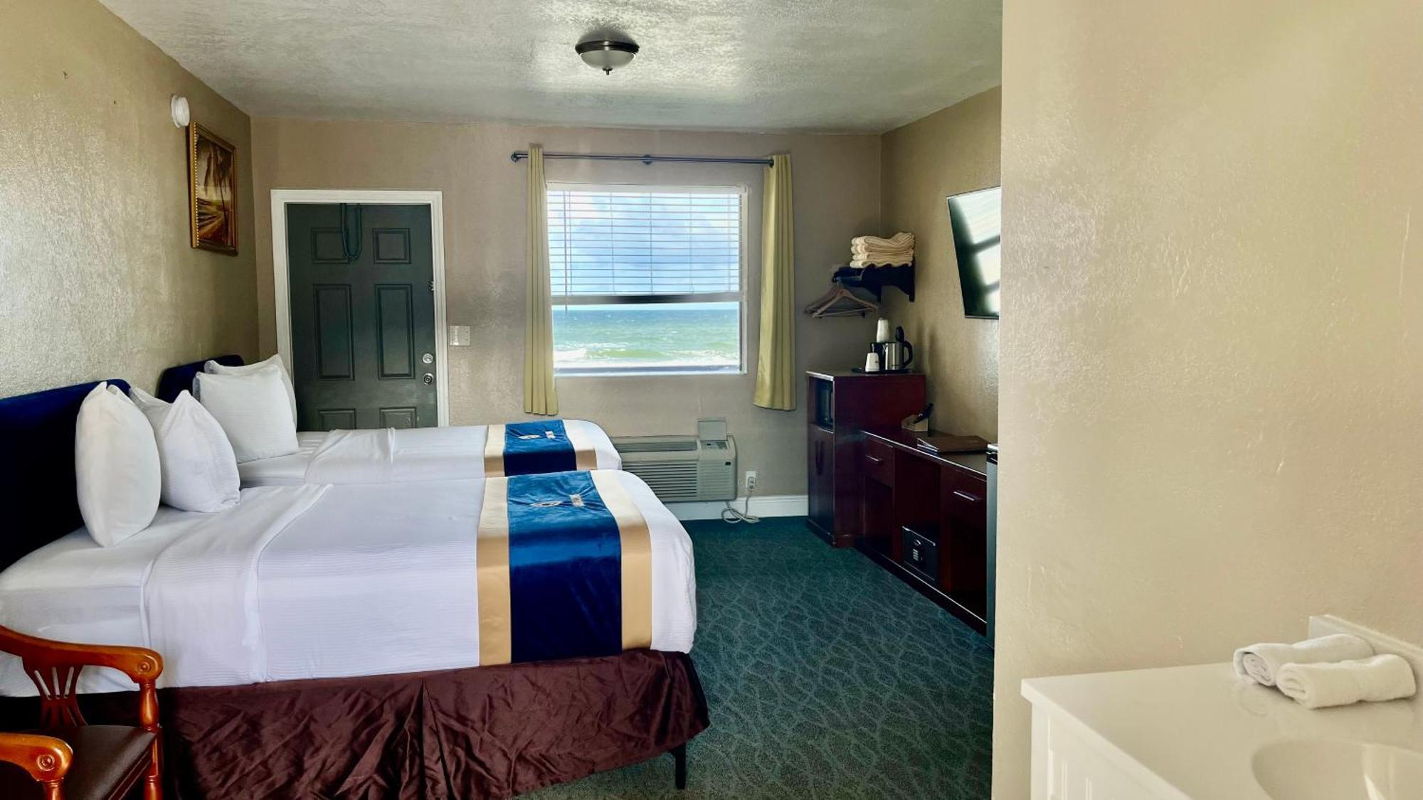 Sandals 3* Daytona Beach