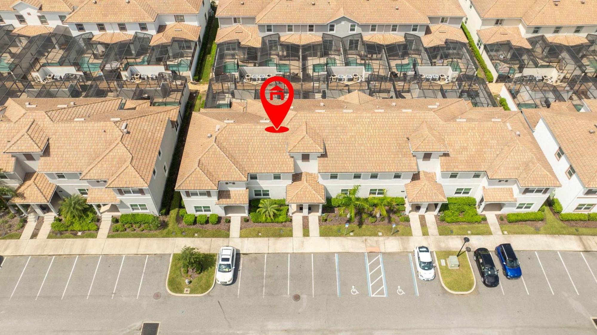 Srunning 4bd With Pool At Storey 4821