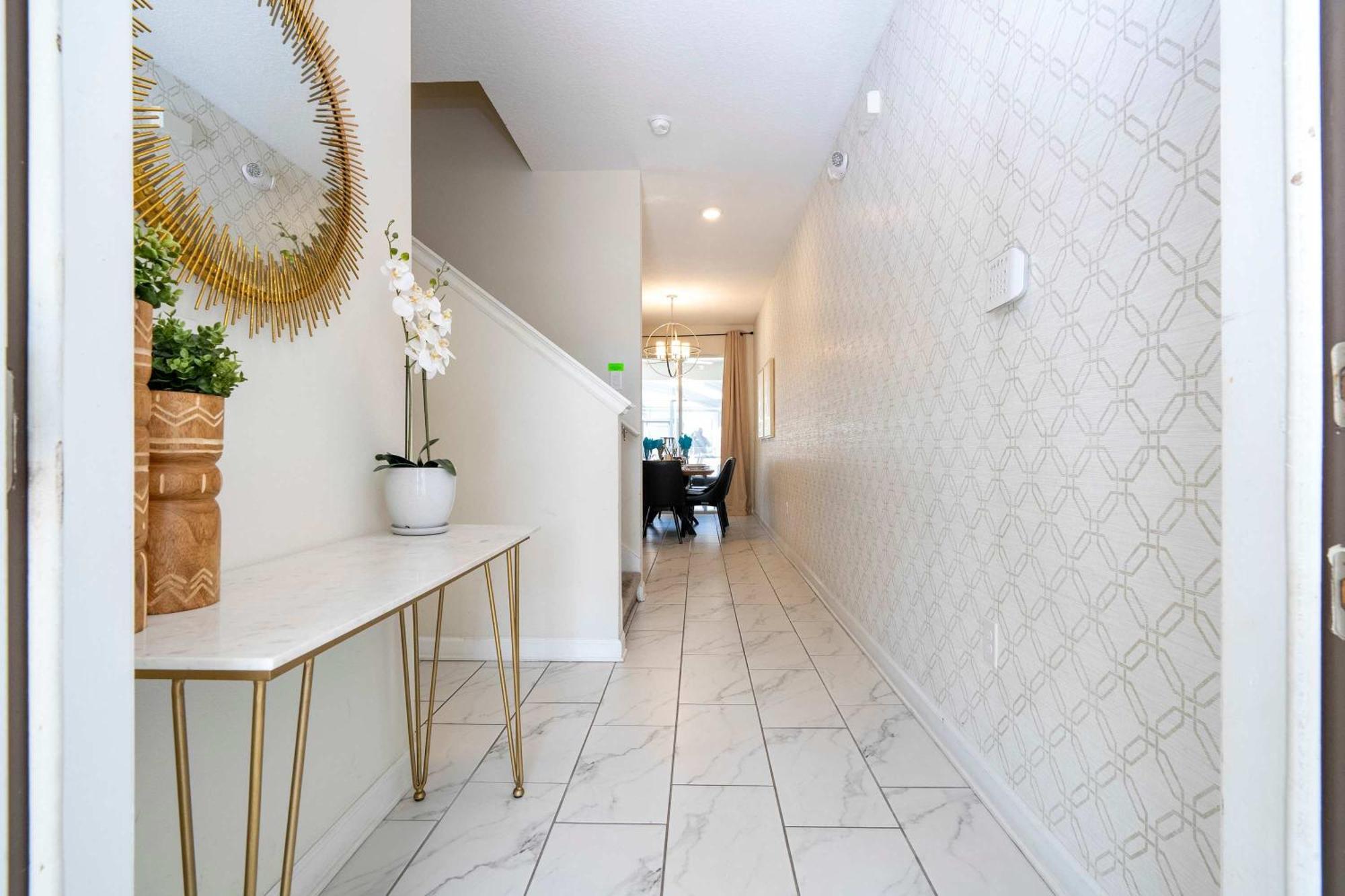 Srunning 4bd With Pool At Storey 4821