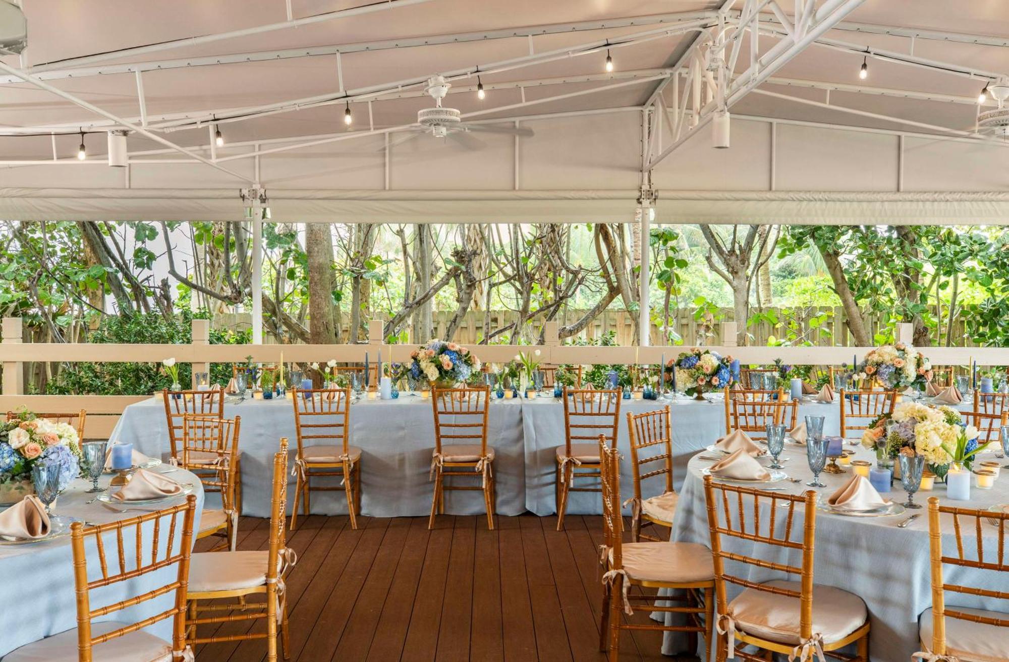 The Singer Oceanfront Resort, Curio Collection By Hilton 4* Riviera Beach