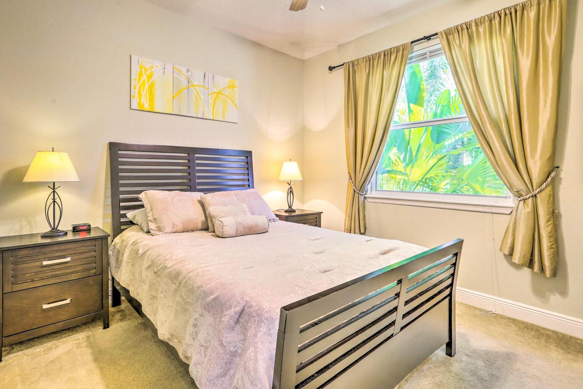 Tropical Retreat With Hot Tub And Pool! Holiday home *