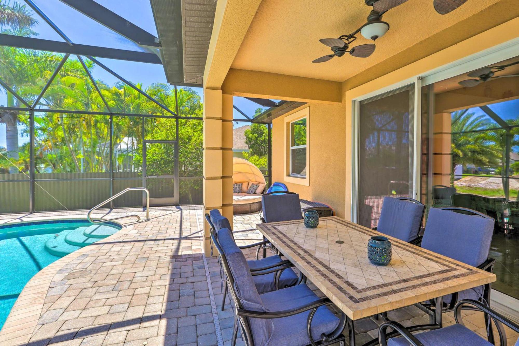 Tropical Retreat With Hot Tub And Pool! *