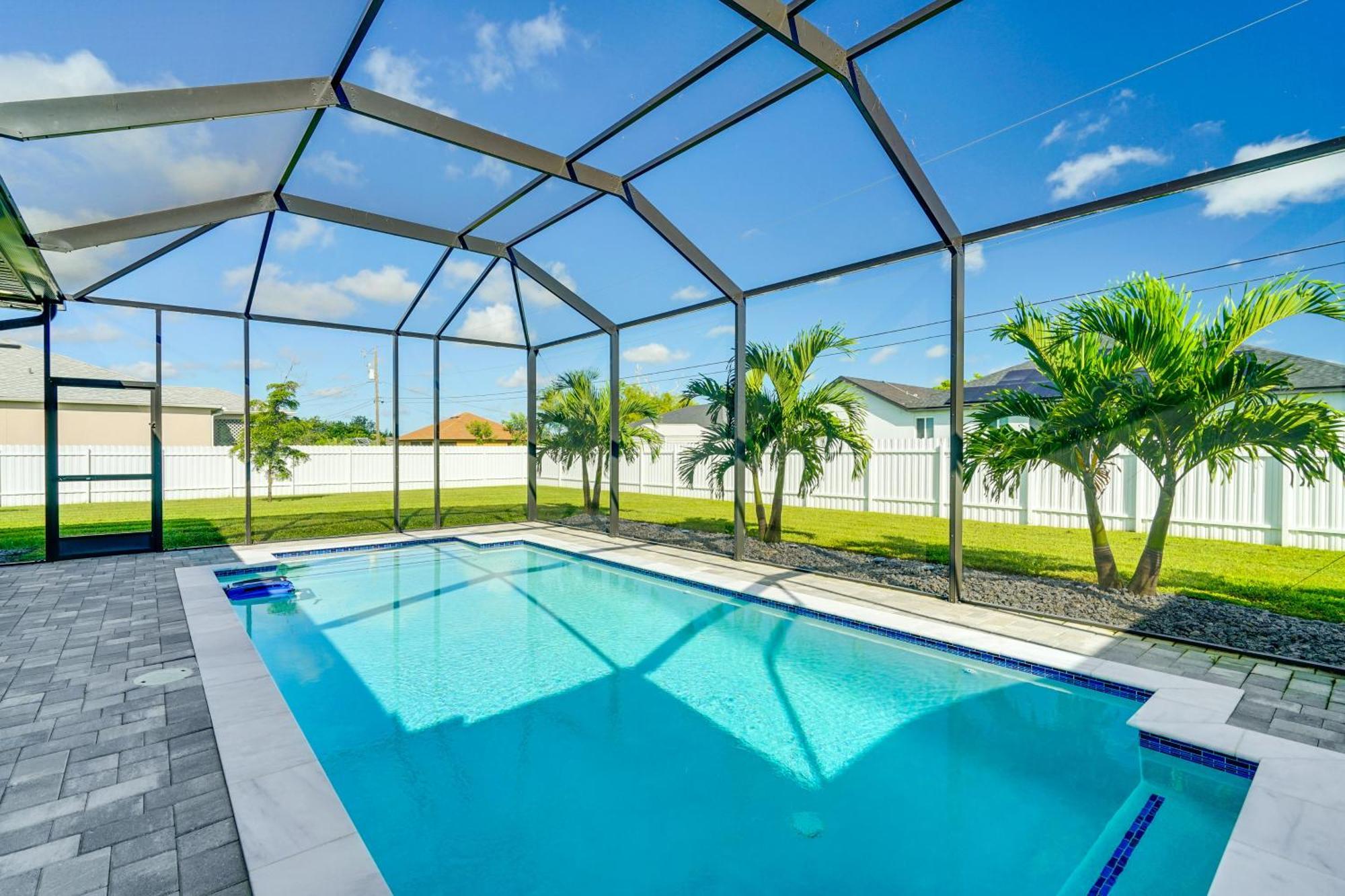 Escape Furnished Lanai And Private Pool! Holiday home *