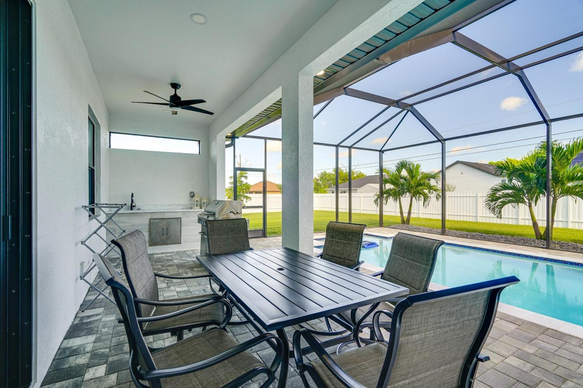 Escape Furnished Lanai And Private Pool! Cape Coral