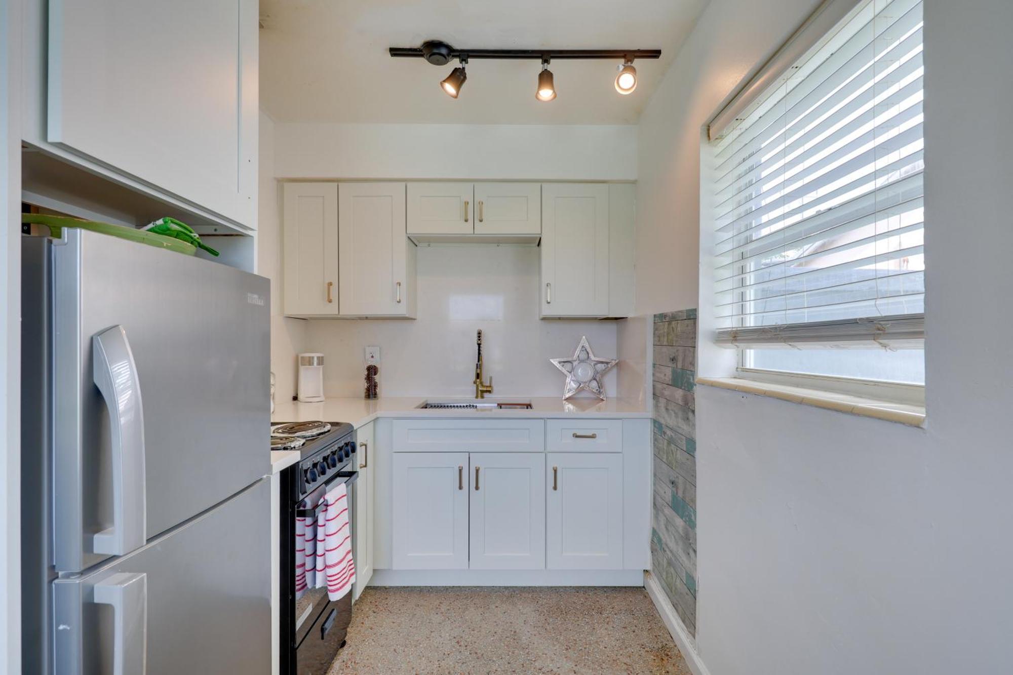 3 Mi To Quaint With Patio In *