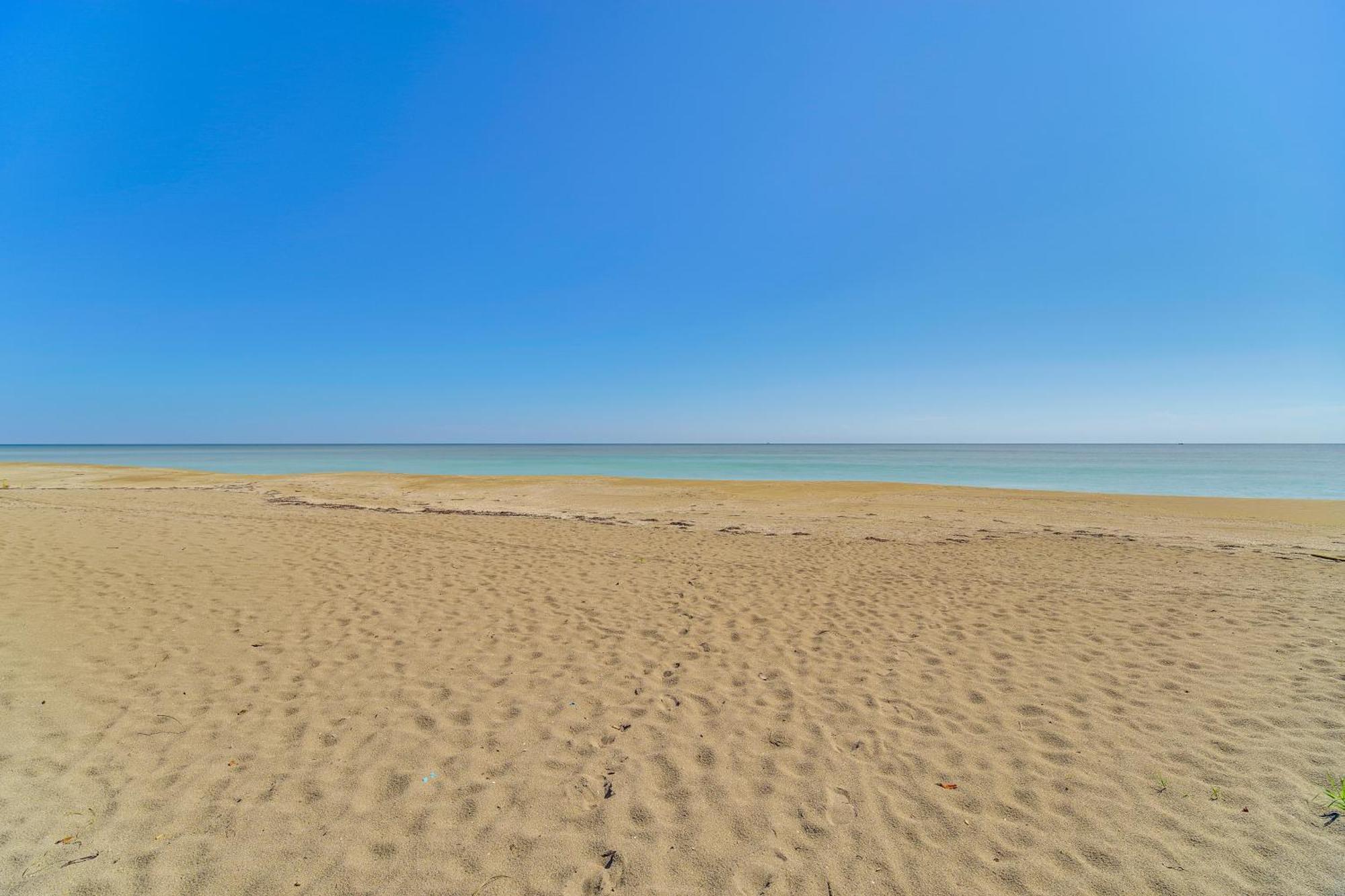 Apartment 2 Mi To Pierce Jetty Coastal Florida Fort Pierce