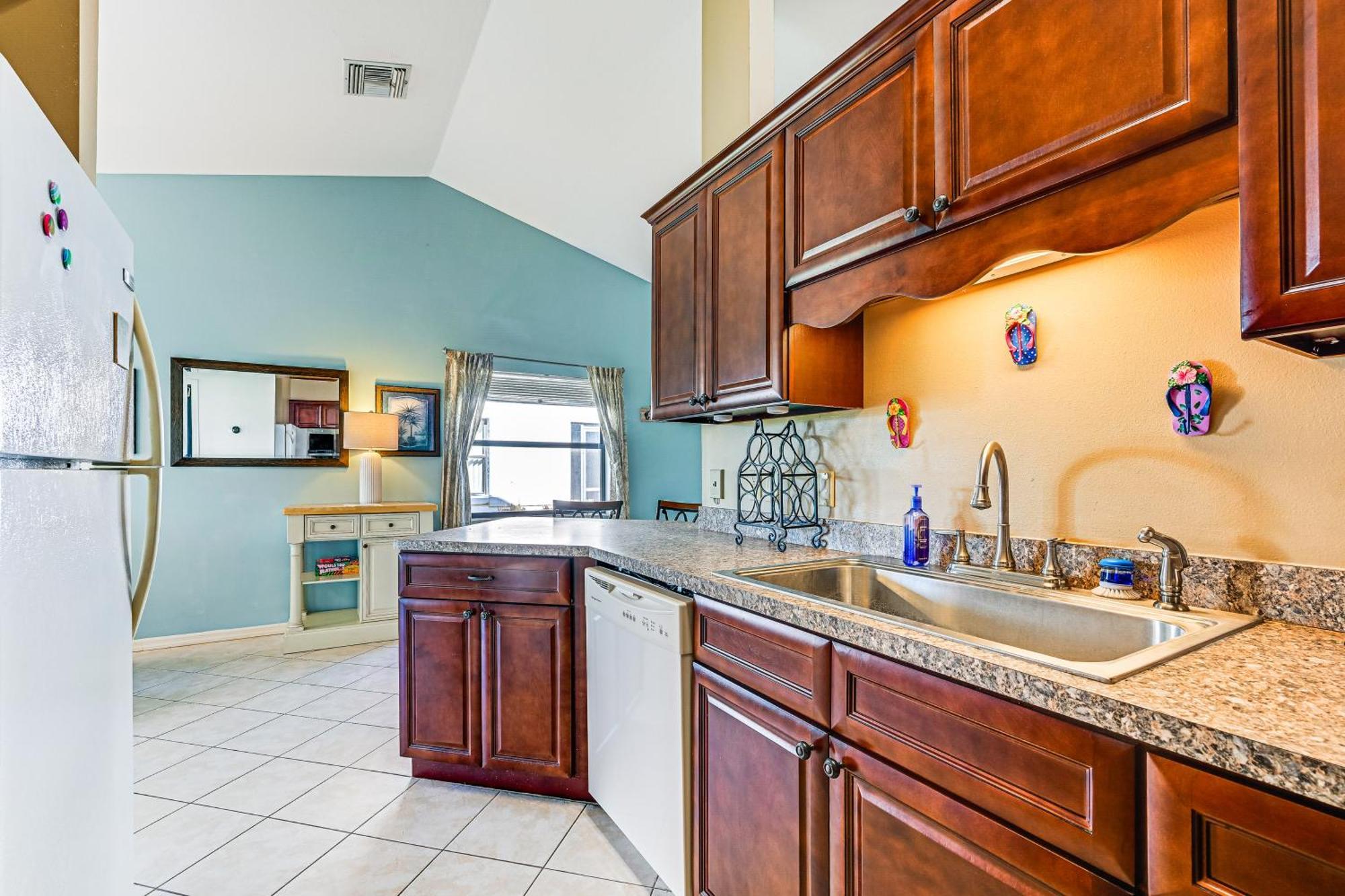 Sunny Canal-view With Lanai In Sebring! Villa