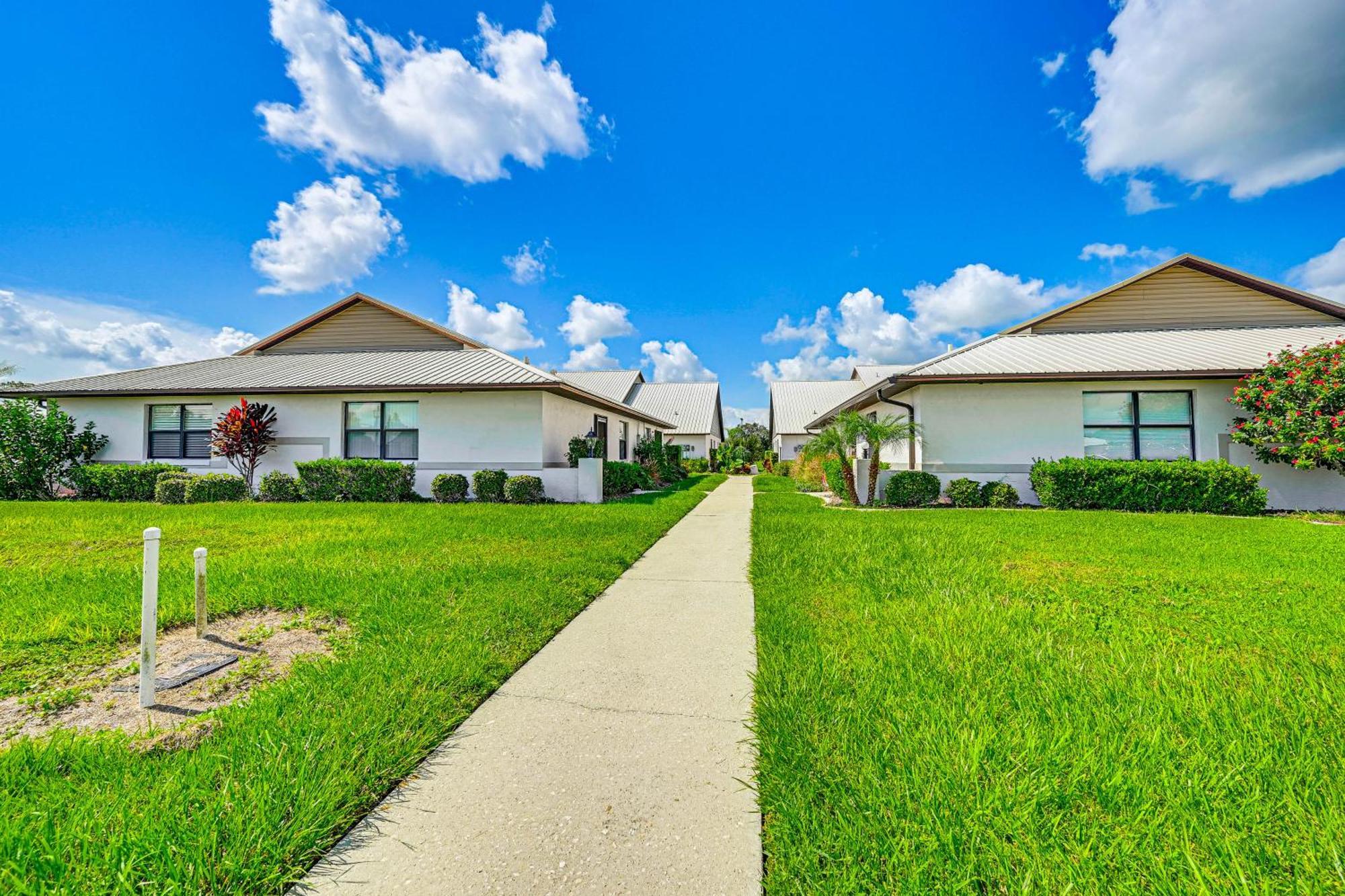Sunny Canal-view With Lanai In Sebring! Villa