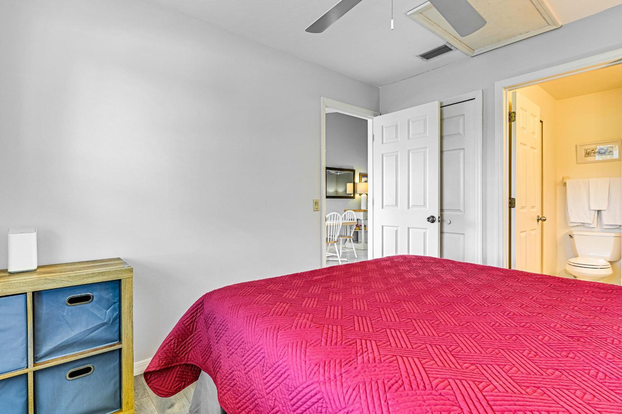 Villa Sunny Canal-view With Lanai In Sebring! *