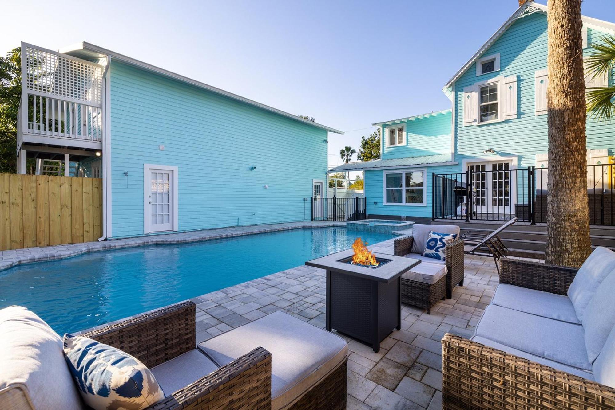 Coastal Escape With Private Pool Holiday home
