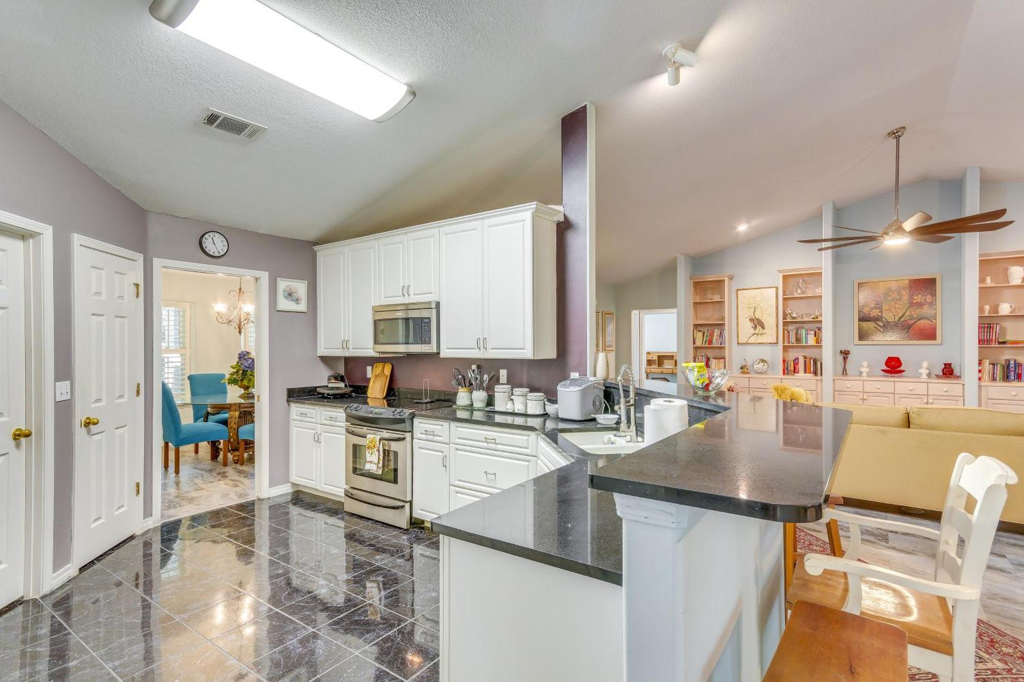 Holiday home 4 Mi To Family-friendly In
