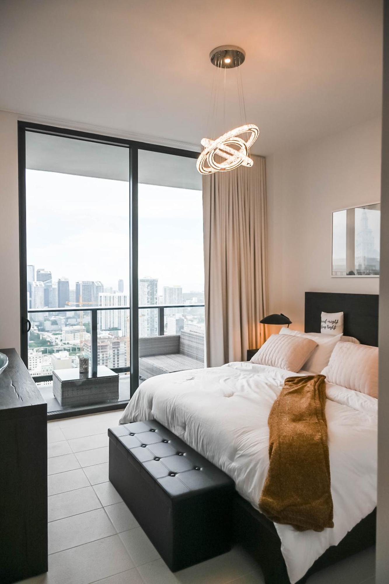 Magic Penthouse Balcony Ocean View, Pool Resort, Spa, Heart Of Miami