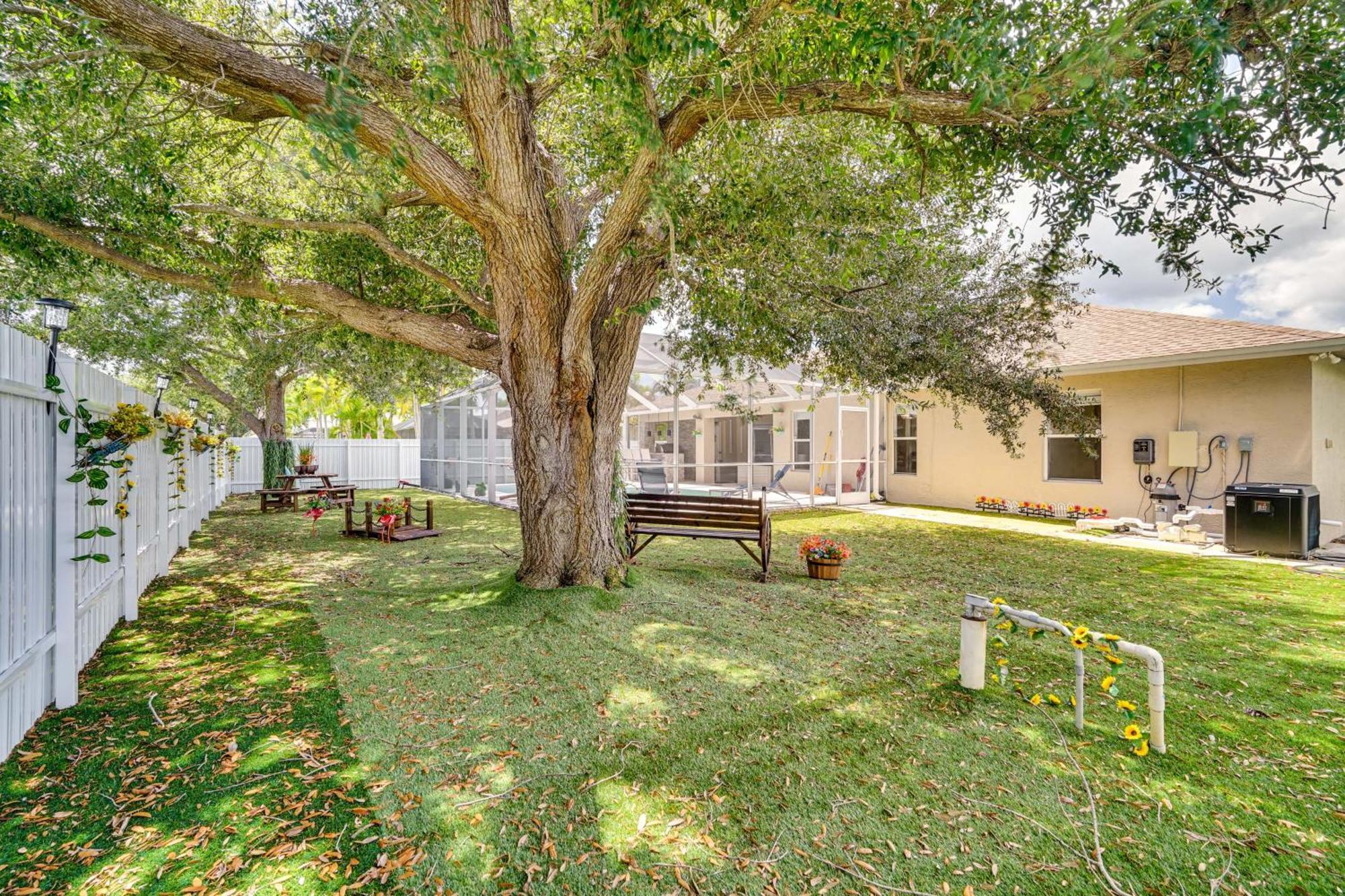 Outdoor Oasis, 8 Mi To Chic Cape Coral
