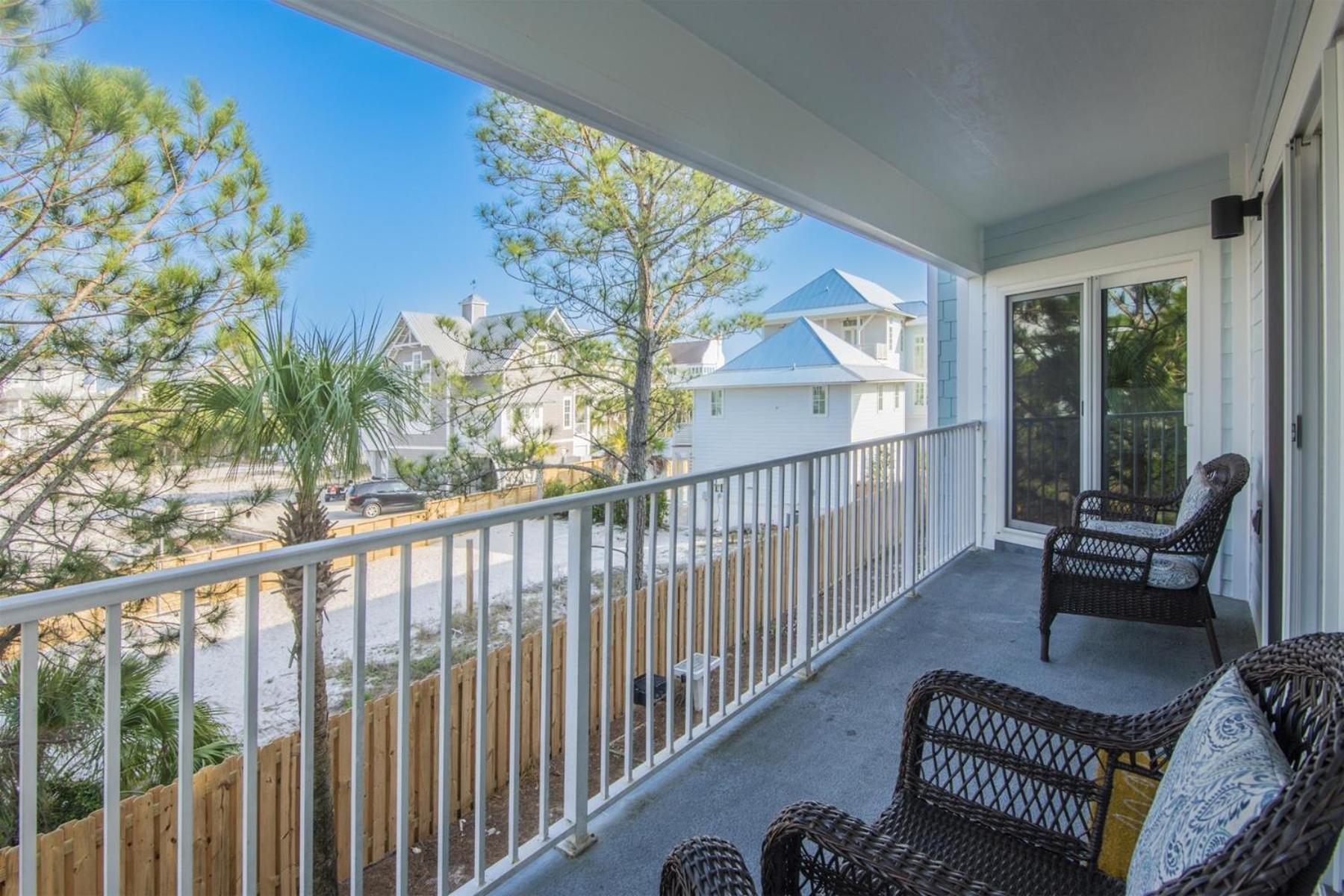Holiday home Seagrove Beachside 723