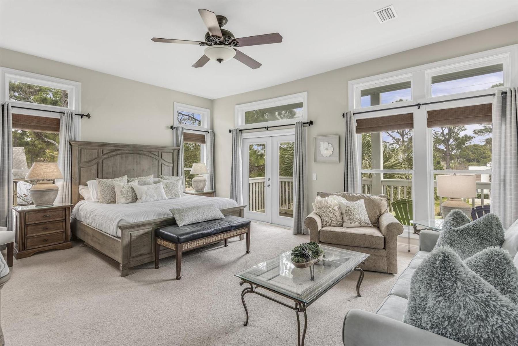 Seagrove - The Blue Dolphin Holiday home *
