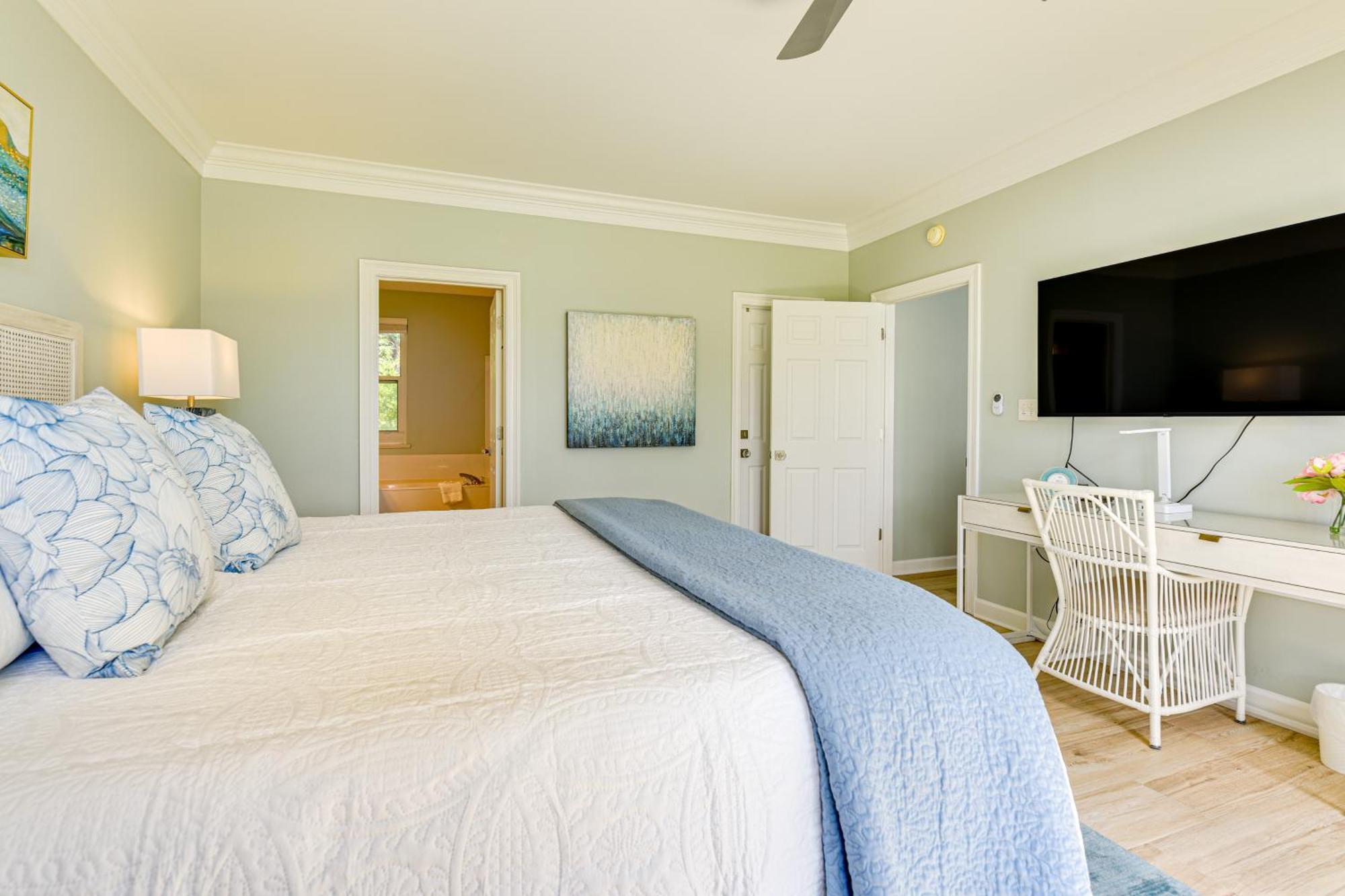 Apartment Sandestin With 6-seater Golf Cart