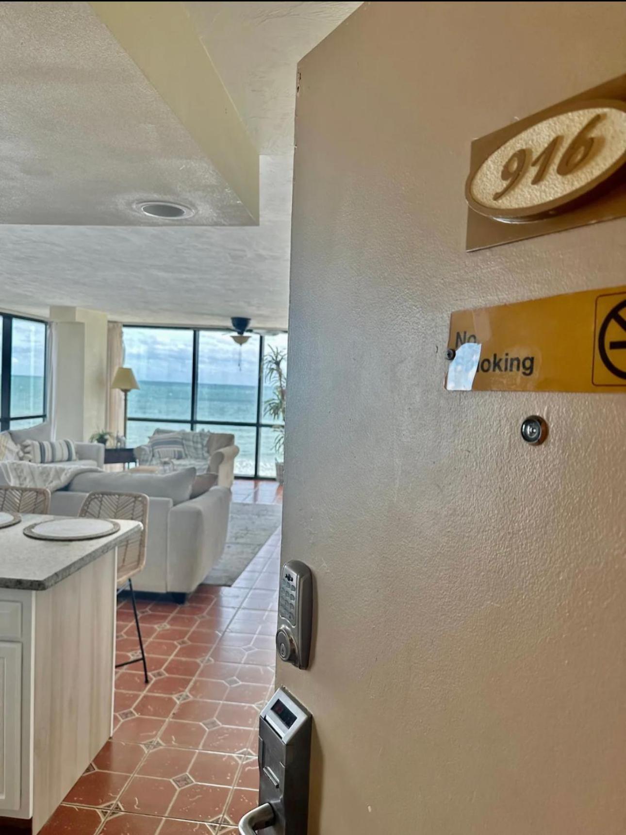 Aparthotel Oceanside 4*